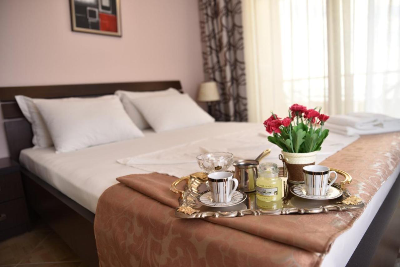 Guest House Evropa 2 Ulcinj Esterno foto