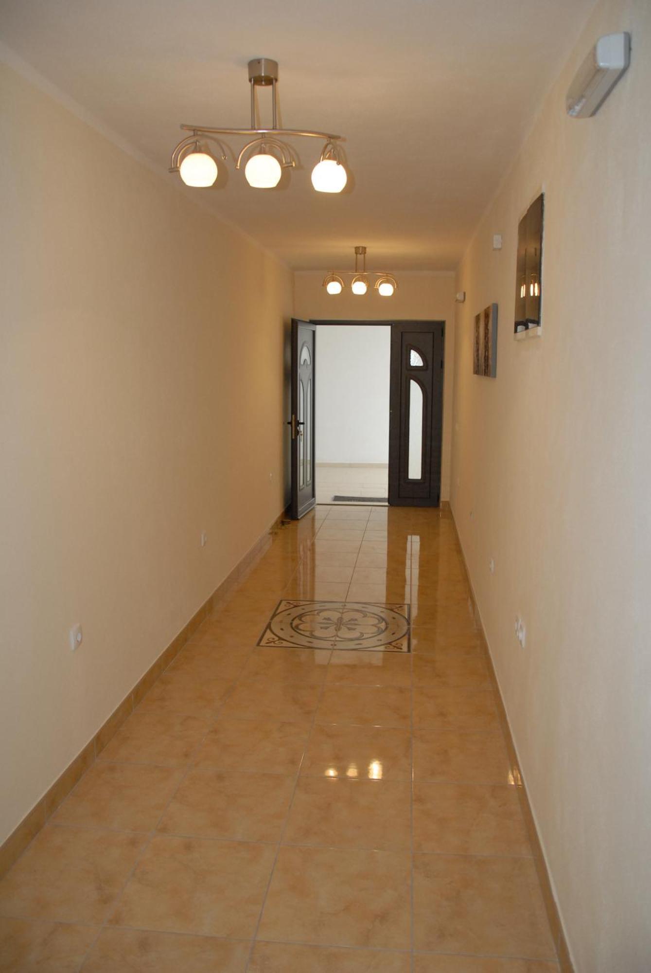 Guest House Evropa 2 Ulcinj Esterno foto