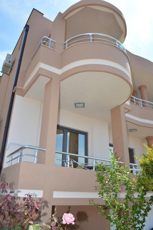 Guest House Evropa 2 Ulcinj Esterno foto